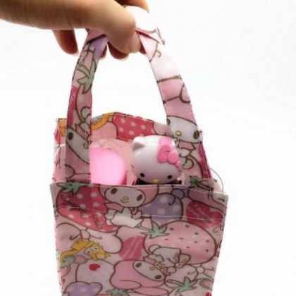 {READY STOCK} Cartoon Waterproof Handy Bottle/Umbrella Reuseable Storage Bag/Tote Pouch （SMALL）小号卡通防水水壶手提袋