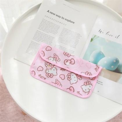 {M'SIA STOCK} Cartoon Portable Mask Bag/Receipt Storage Bag 便携口罩包/收据卡通翻盖防尘口罩收纳包 Beg Simpanan