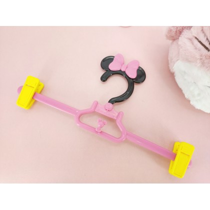 Mickey/Minnie/Hello Kitty/Winnie The Pooh Cartoon Baby Kids Plastic Clothes/Pants Hanger 儿童卡通裤架小孩宝宝塑料实心晾衣架裙 Mickey/Minnie/Hello Kitty/Winnie The Pooh Cartoon Baby Kids Plastic Clothes/Pants Hanger 儿童卡通裤架小孩宝宝塑料实心晾衣架裙