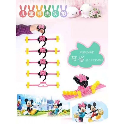 Mickey/Minnie/Hello Kitty/Winnie The Pooh Cartoon Baby Kids Plastic Clothes/Pants Hanger 儿童卡通裤架小孩宝宝塑料实心晾衣架裙 Mickey/Minnie/Hello Kitty/Winnie The Pooh Cartoon Baby Kids Plastic Clothes/Pants Hanger 儿童卡通裤架小孩宝宝塑料实心晾衣架裙