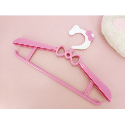 Mickey/Minnie/Hello Kitty/Winnie The Pooh Cartoon Baby Kids Plastic Clothes Hanger 儿童卡通裤架小孩宝宝塑料实心晾衣架裙成人可用 Mickey/Minnie/Hello Kitty/Winnie The Pooh Cartoon Baby Kids Plastic Clothes Hanger 儿童卡通裤架小孩宝宝塑料实心晾衣架裙成人可用