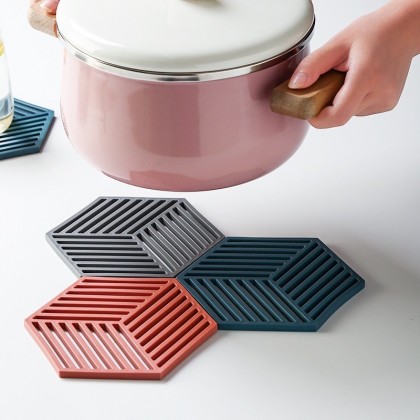 {M'SIA STOCK} Silicone Heat Insulation Pad Nordic Style Anti-heat Hot Pot Table Mat Coaster Pad Cup Mat Coffee Pad 隔热垫防滑