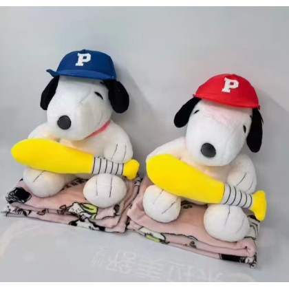 Baseball Snoopy Pillow With Blanket 棒球员史努比枕头被 Baseball Snoopy Pillow With Blanket 棒球员史努比枕头被