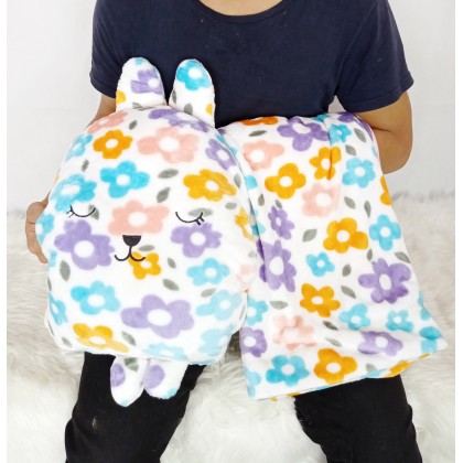 {M'SIA STOCK} 3 in 1 Multipurpose Cartoon Pillow with Blanket/Hand Warmer Cartoon Travel Blanket / Bantal Selimut 梨花兔枕头被娃娃玩具公仔